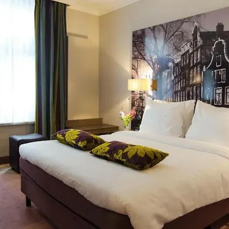 The Highlander Hotel