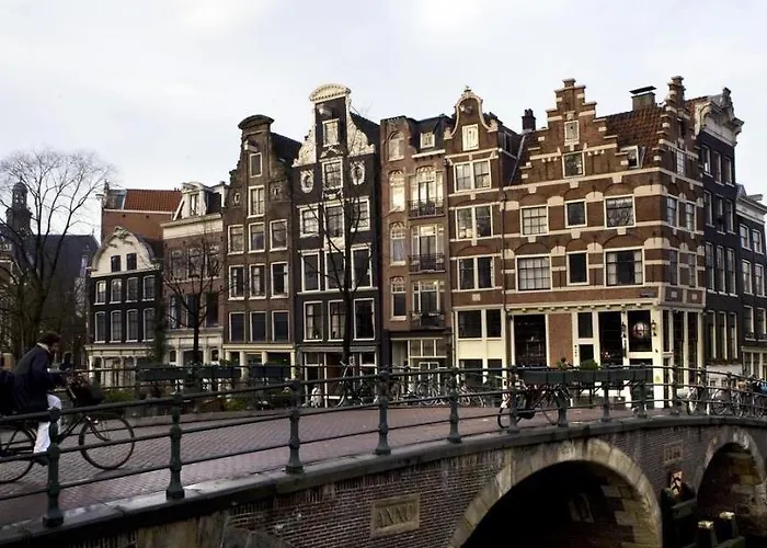 Hotel The Highlander