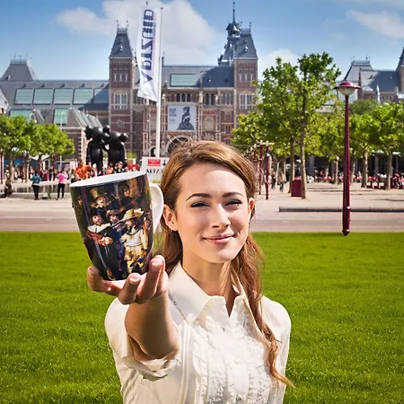 Отель The Highlander 4*