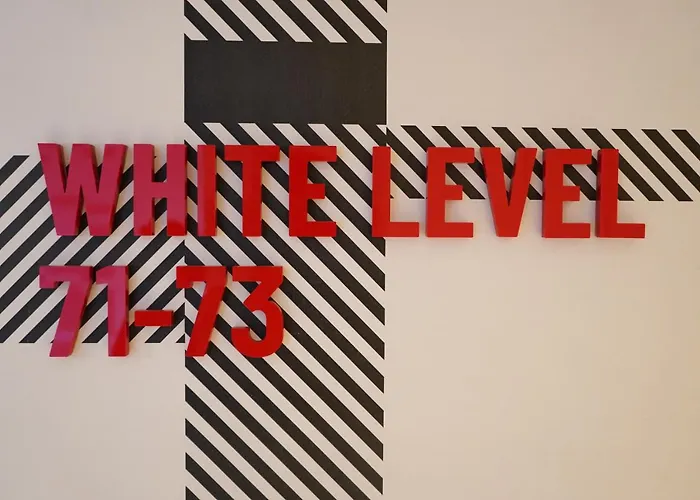 Hotel The Highlander 4*