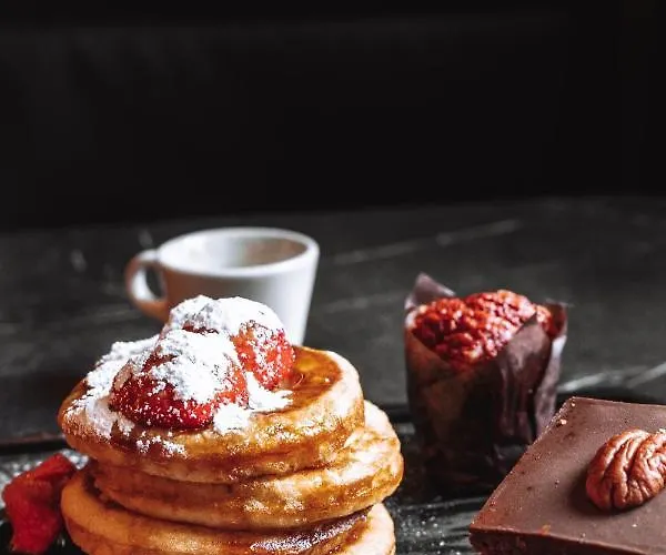 Hotel The Highlander 4*