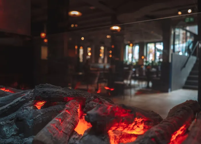 Hotel The Highlander 4*