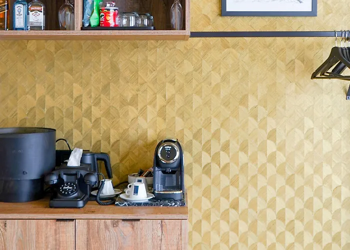 The Highlander 4* Amsterdam