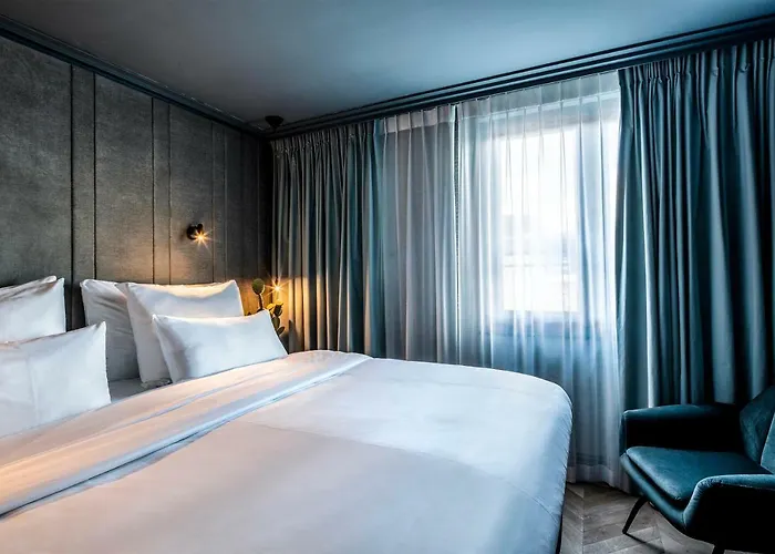 The Highlander 4* Amsterdam