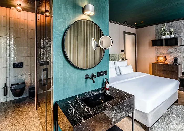 Hotel The Highlander