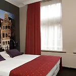 Hotel The Highlander